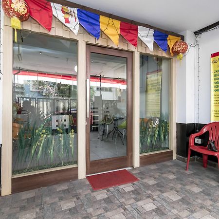 雅加达 牙也玛达广场红门旅馆酒店 外观 照片